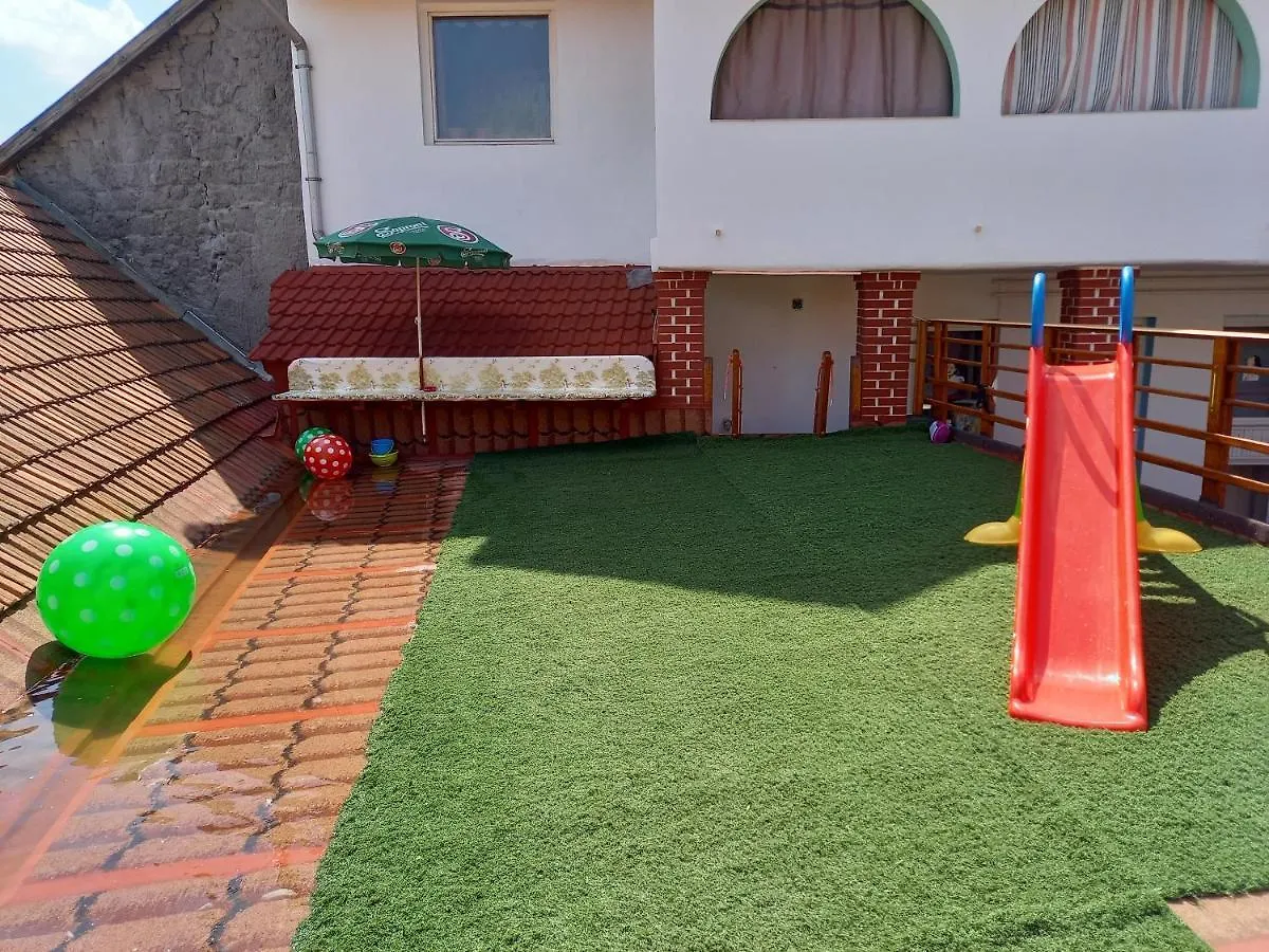Triniti Vendeghaz Hotel Eger Guest house