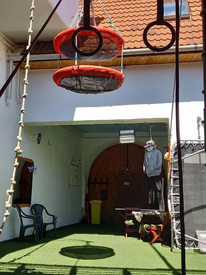 Triniti Vendeghaz Hotel Eger